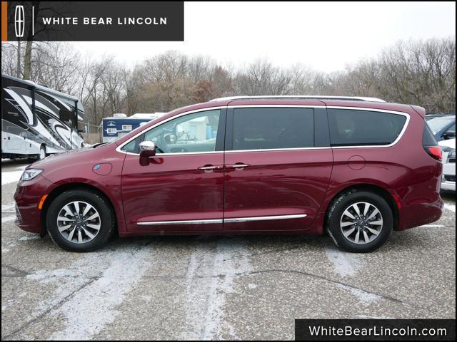 used 2021 Chrysler Pacifica Hybrid car, priced at $33,995