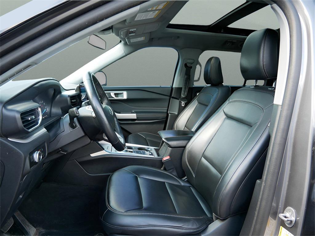 used 2023 Ford Explorer car, priced at $35,995