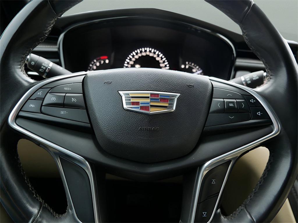 used 2018 Cadillac XT5 car, priced at $19,995