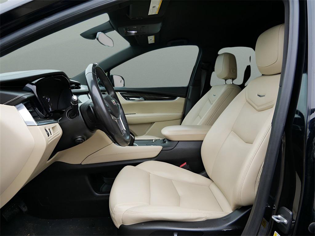 used 2018 Cadillac XT5 car, priced at $19,995