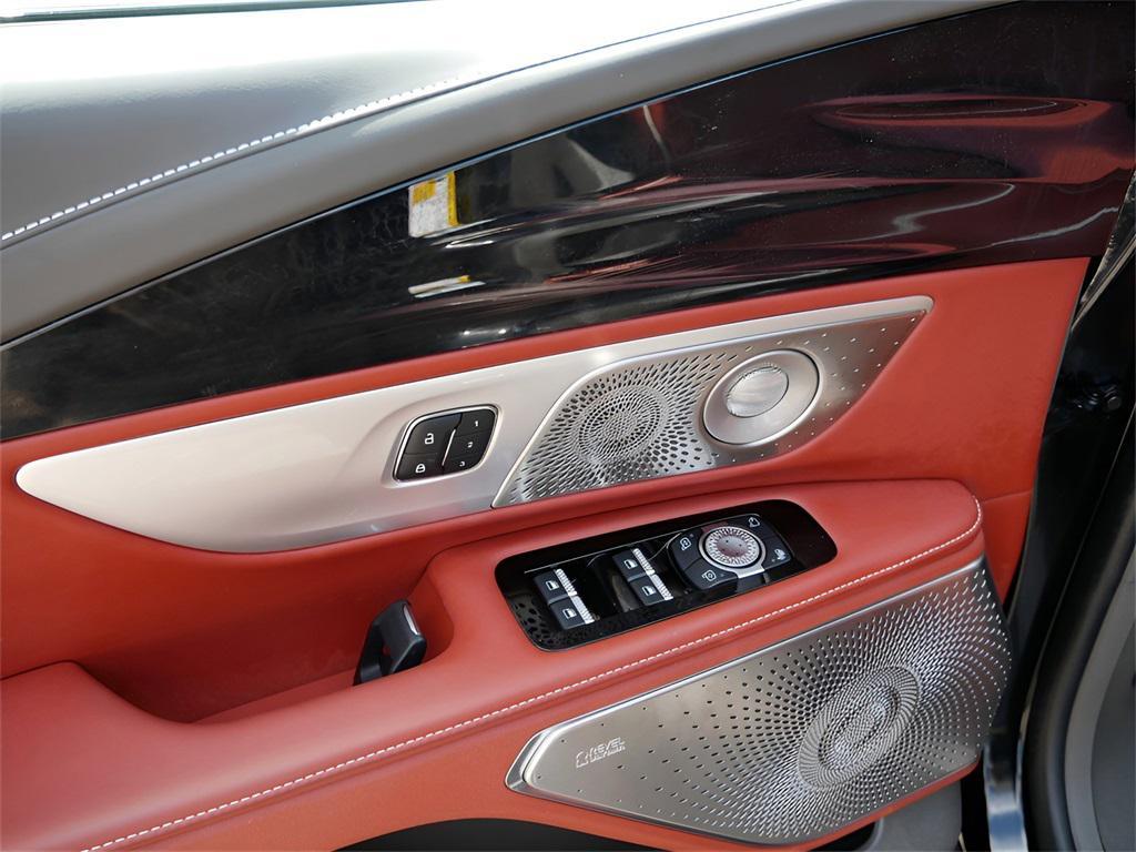 used 2024 Lincoln Nautilus car, priced at $68,495