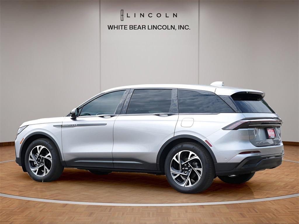 used 2024 Lincoln Nautilus car, priced at $44,995