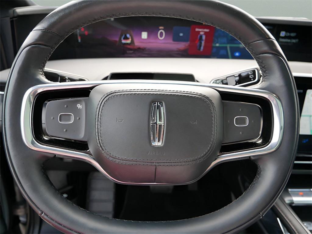 used 2024 Lincoln Nautilus car, priced at $44,995