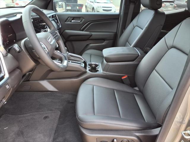 new 2025 GMC Canyon car, priced at $40,945