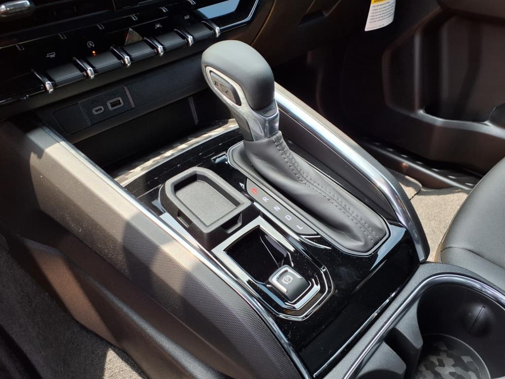 new 2025 GMC Canyon car, priced at $43,045
