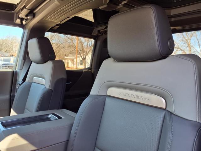 new 2025 GMC HUMMER EV Pickup car, priced at $91,540