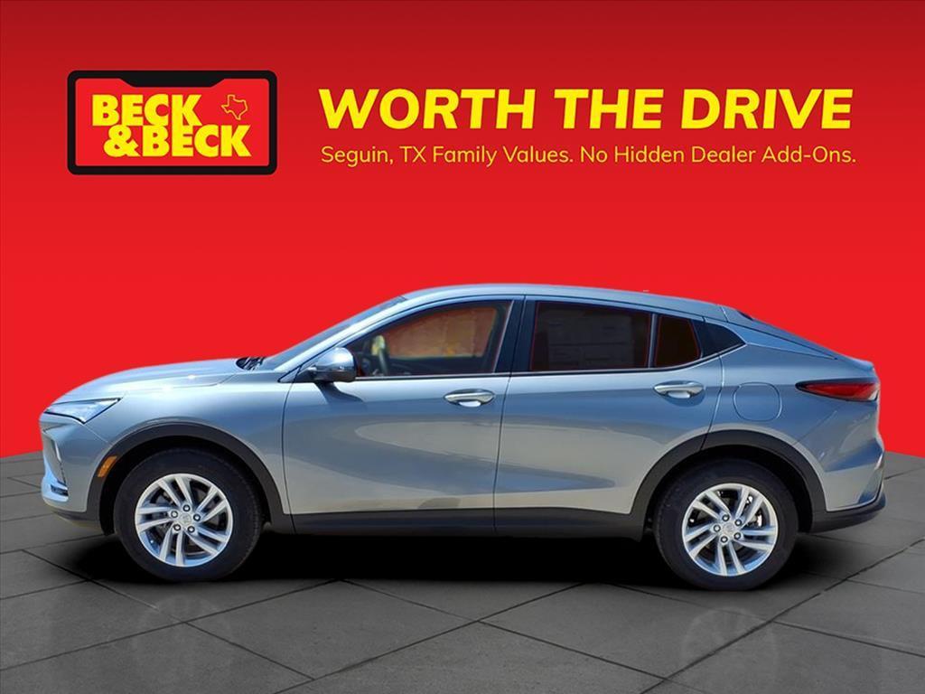 new 2025 Buick Envista car, priced at $25,280