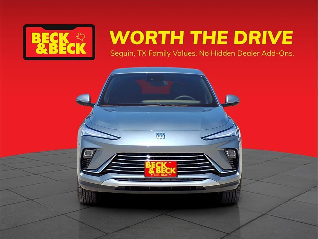 new 2025 Buick Envista car, priced at $25,280