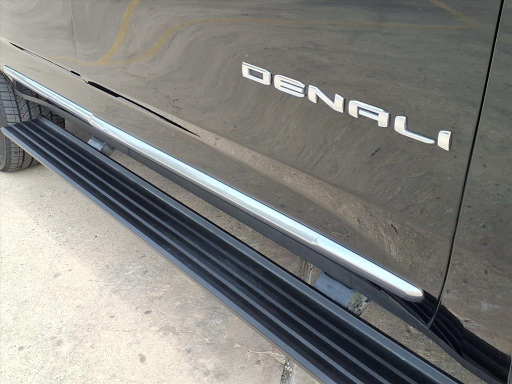 used 2021 GMC Yukon car, priced at $51,995