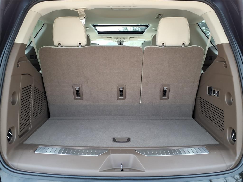 used 2021 GMC Yukon car, priced at $51,995