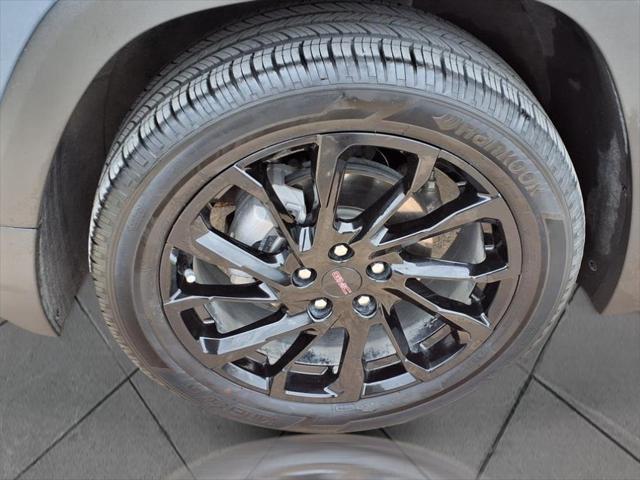 used 2024 GMC Terrain car, priced at $25,595