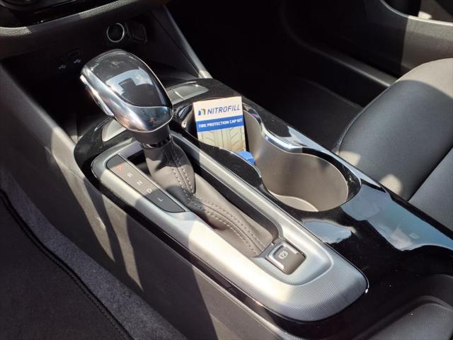 new 2025 Buick Envista car, priced at $29,475