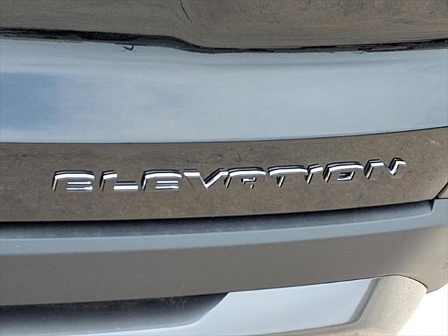 new 2025 GMC Terrain car, priced at $31,252