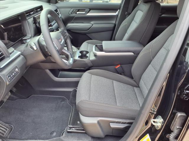 new 2025 GMC Terrain car, priced at $31,252