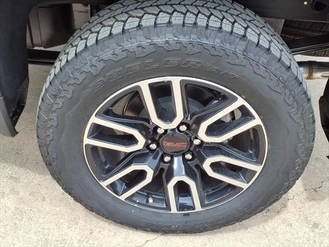 new 2025 GMC Sierra 1500 car, priced at $65,600