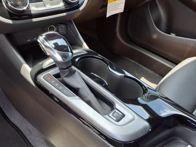 new 2025 Buick Envista car, priced at $27,680