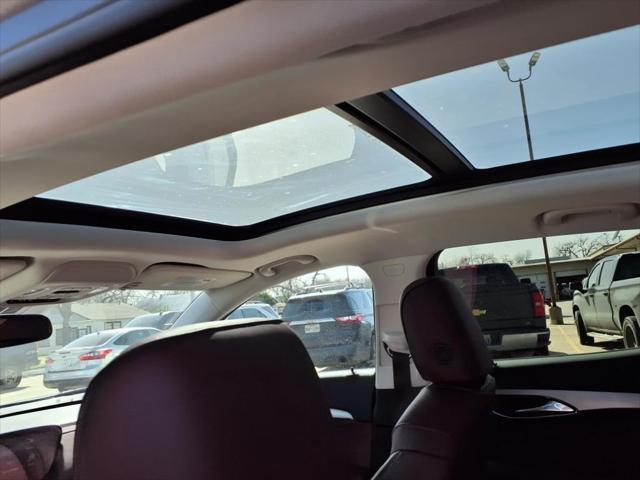 new 2025 Buick Envision car, priced at $41,034