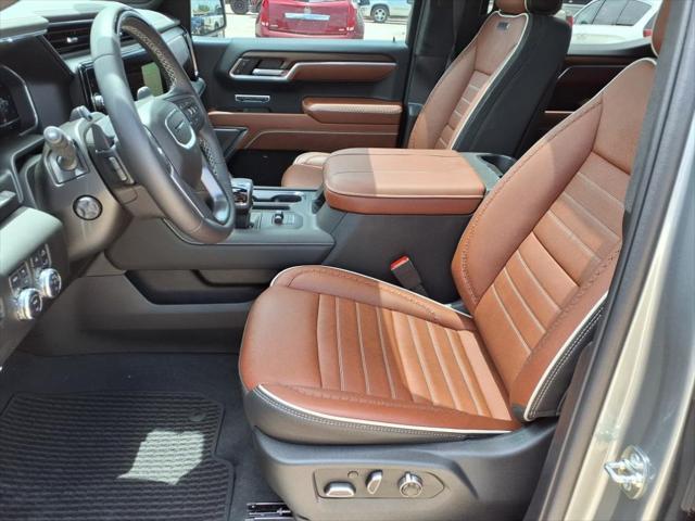 new 2025 GMC Sierra 1500 car, priced at $79,055