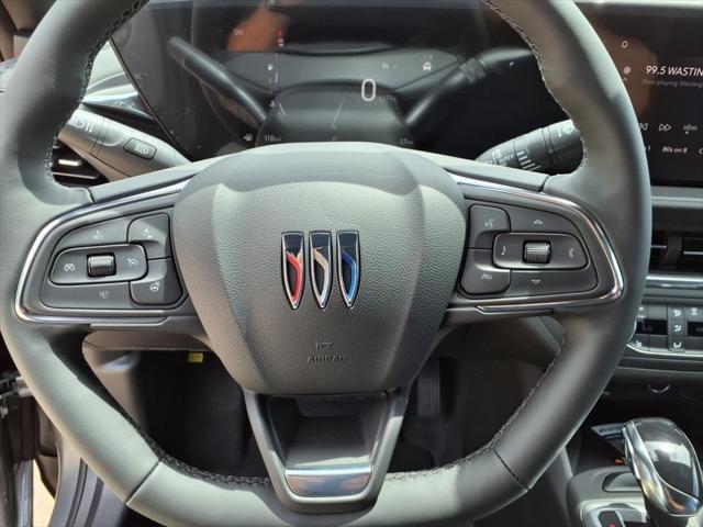 new 2025 Buick Envista car, priced at $26,280