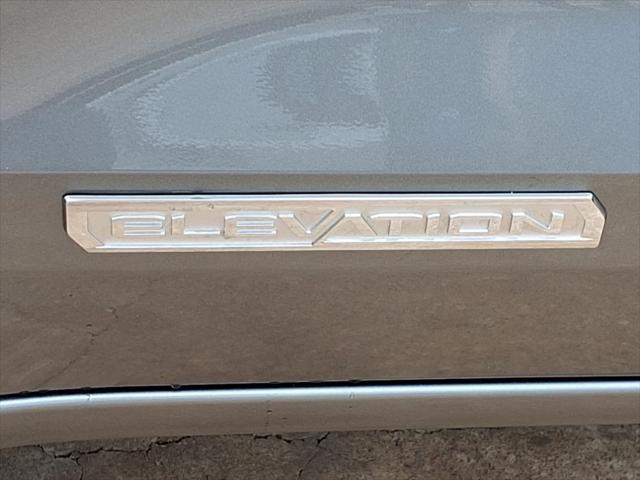 new 2025 GMC Canyon car, priced at $40,895