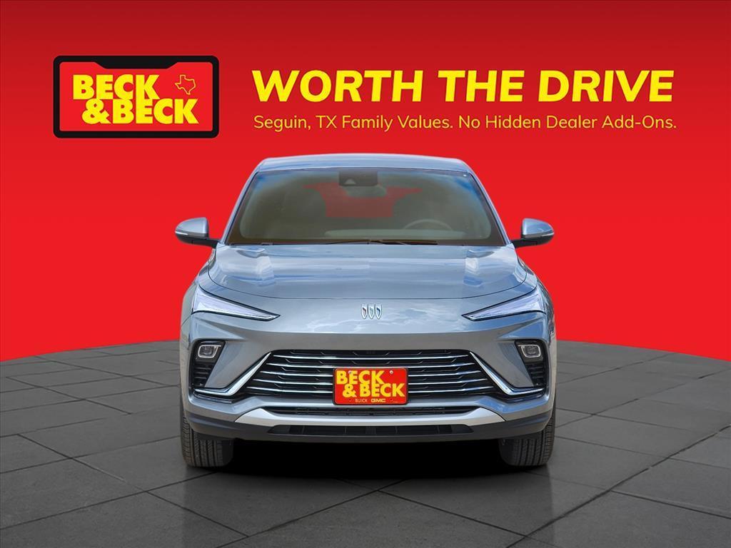 new 2025 Buick Envista car, priced at $25,280