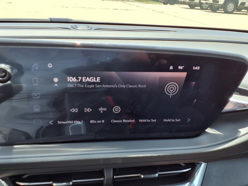 new 2025 Buick Envista car, priced at $25,280