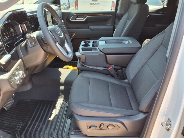 new 2025 GMC Sierra 1500 car, priced at $50,540