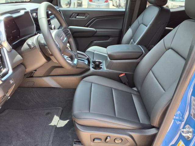 new 2025 GMC Canyon car, priced at $40,945