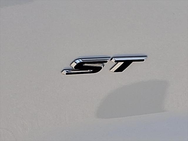 new 2025 Buick Enclave car, priced at $48,835