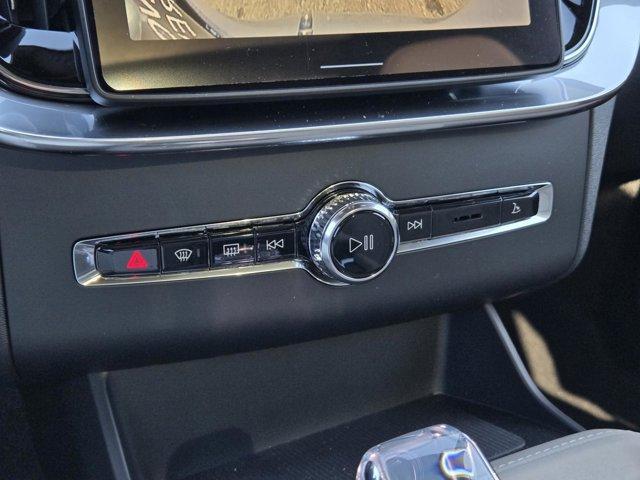 new 2026 Volvo XC90 car, priced at $68,325