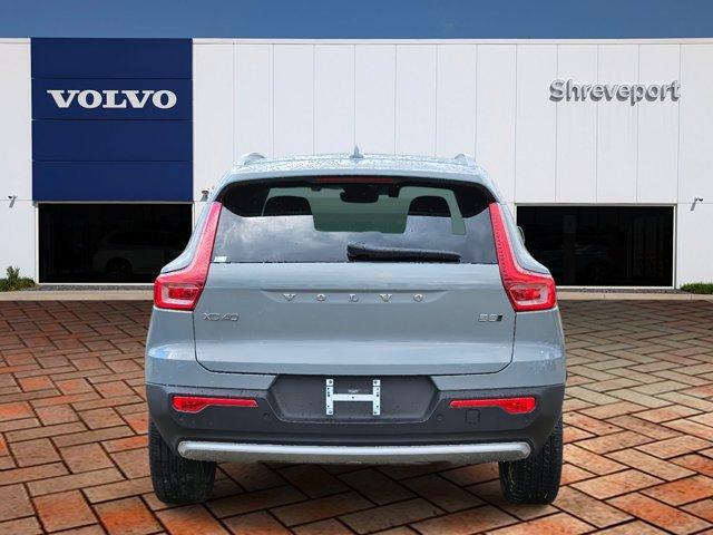 new 2025 Volvo XC40 car, priced at $42,465