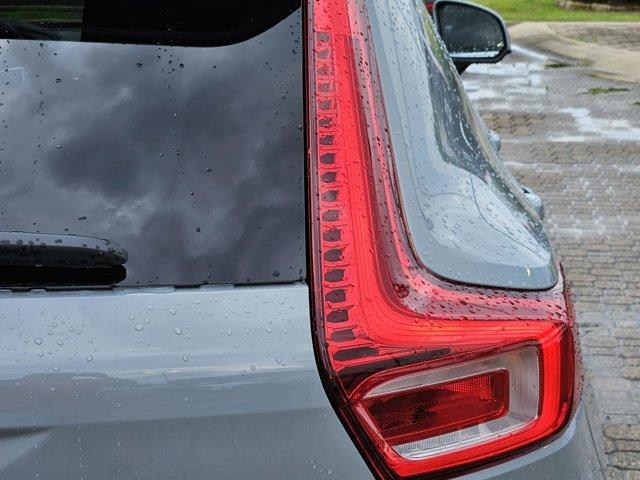 new 2025 Volvo XC40 car, priced at $44,465