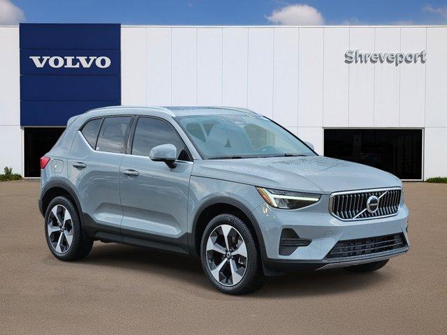 new 2025 Volvo XC40 car, priced at $44,465