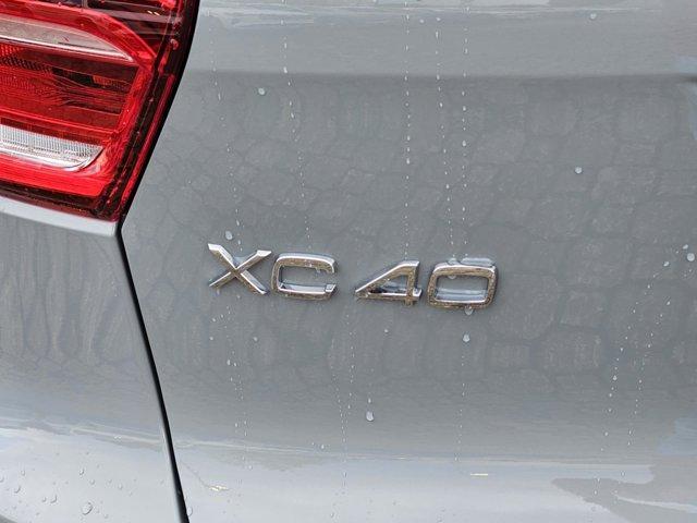 new 2025 Volvo XC40 car, priced at $44,465
