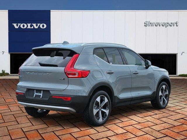 new 2025 Volvo XC40 car, priced at $42,465
