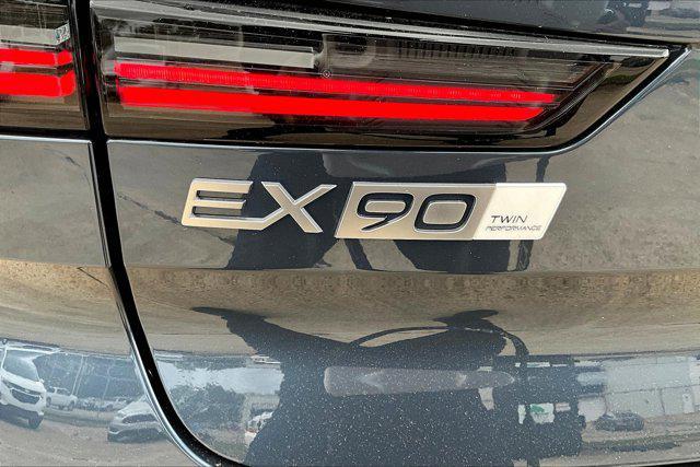 new 2025 Volvo EX90 car, priced at $93,840