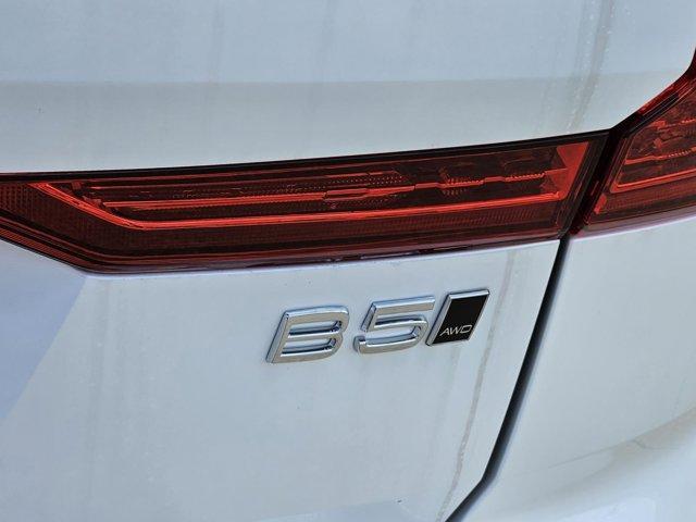 new 2025 Volvo XC60 car, priced at $54,360