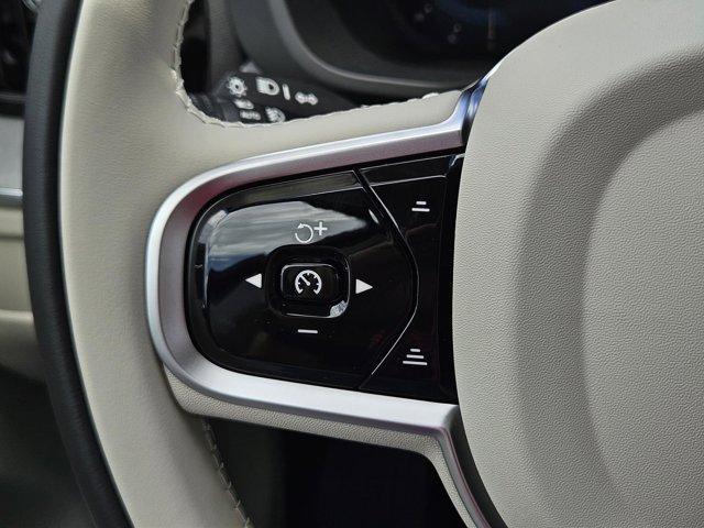new 2025 Volvo XC60 car, priced at $54,360