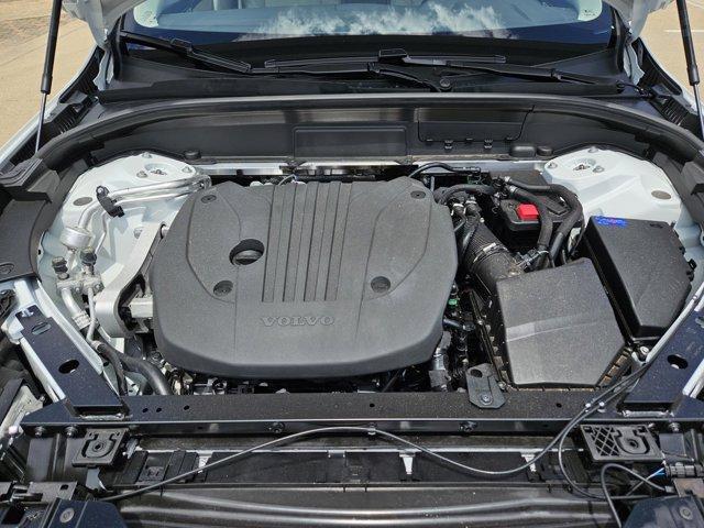 new 2025 Volvo XC60 car, priced at $54,360