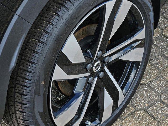 new 2025 Volvo XC40 car, priced at $48,550
