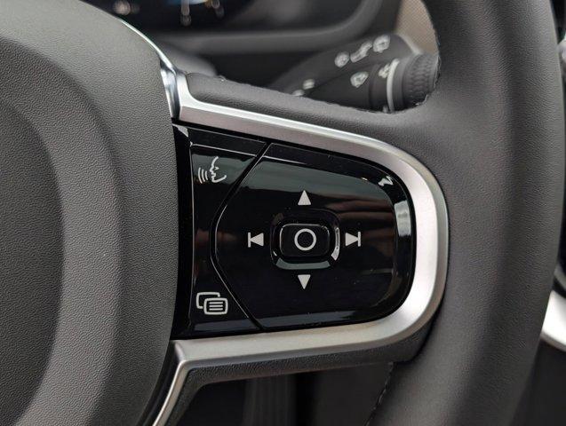 new 2025 Volvo XC90 car, priced at $68,155