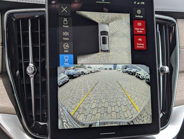 new 2025 Volvo XC90 car, priced at $68,155