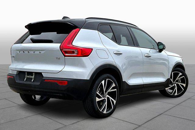 used 2022 Volvo XC40 car, priced at $25,100