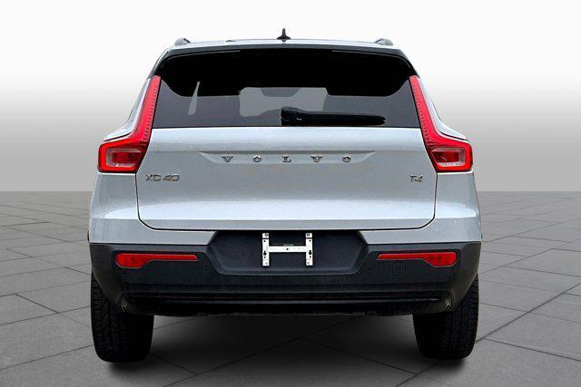 used 2022 Volvo XC40 car, priced at $25,100