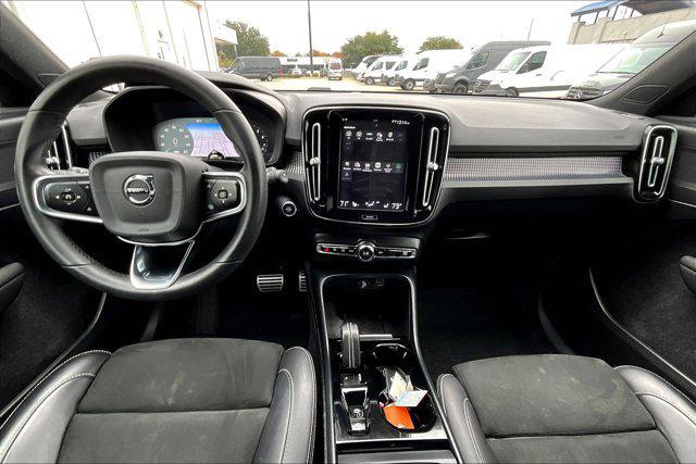 used 2022 Volvo XC40 car, priced at $25,100