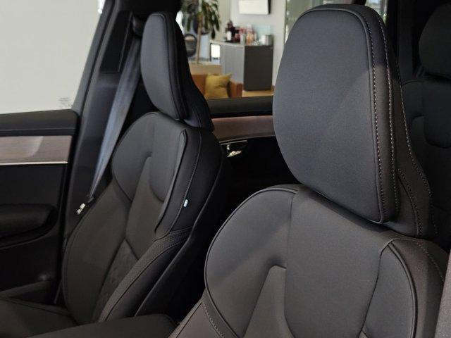 new 2025 Volvo XC90 car, priced at $59,245