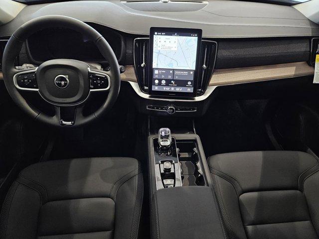 new 2025 Volvo XC90 car, priced at $59,245