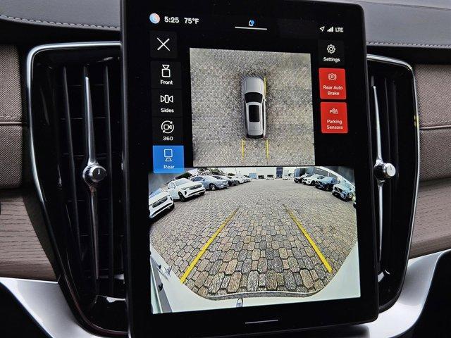 new 2025 Volvo XC90 Plug-In Hybrid car, priced at $77,805