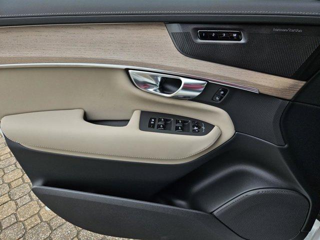 new 2025 Volvo XC90 Plug-In Hybrid car, priced at $76,805