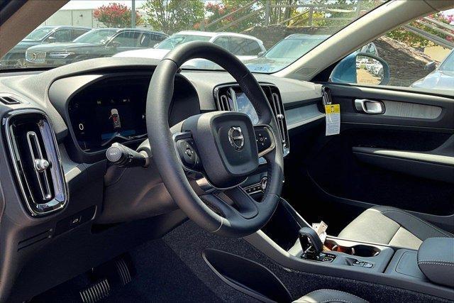 new 2025 Volvo XC40 car, priced at $44,000